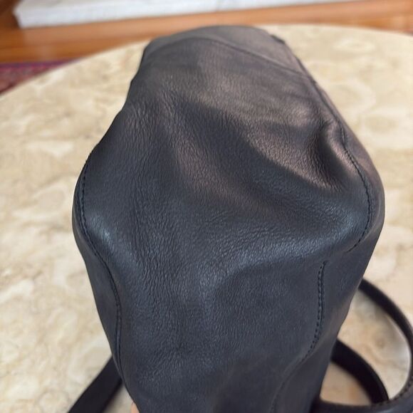 Roots Leather Large Satchel Convertible Crossbody Bag - Picture 15 of 16